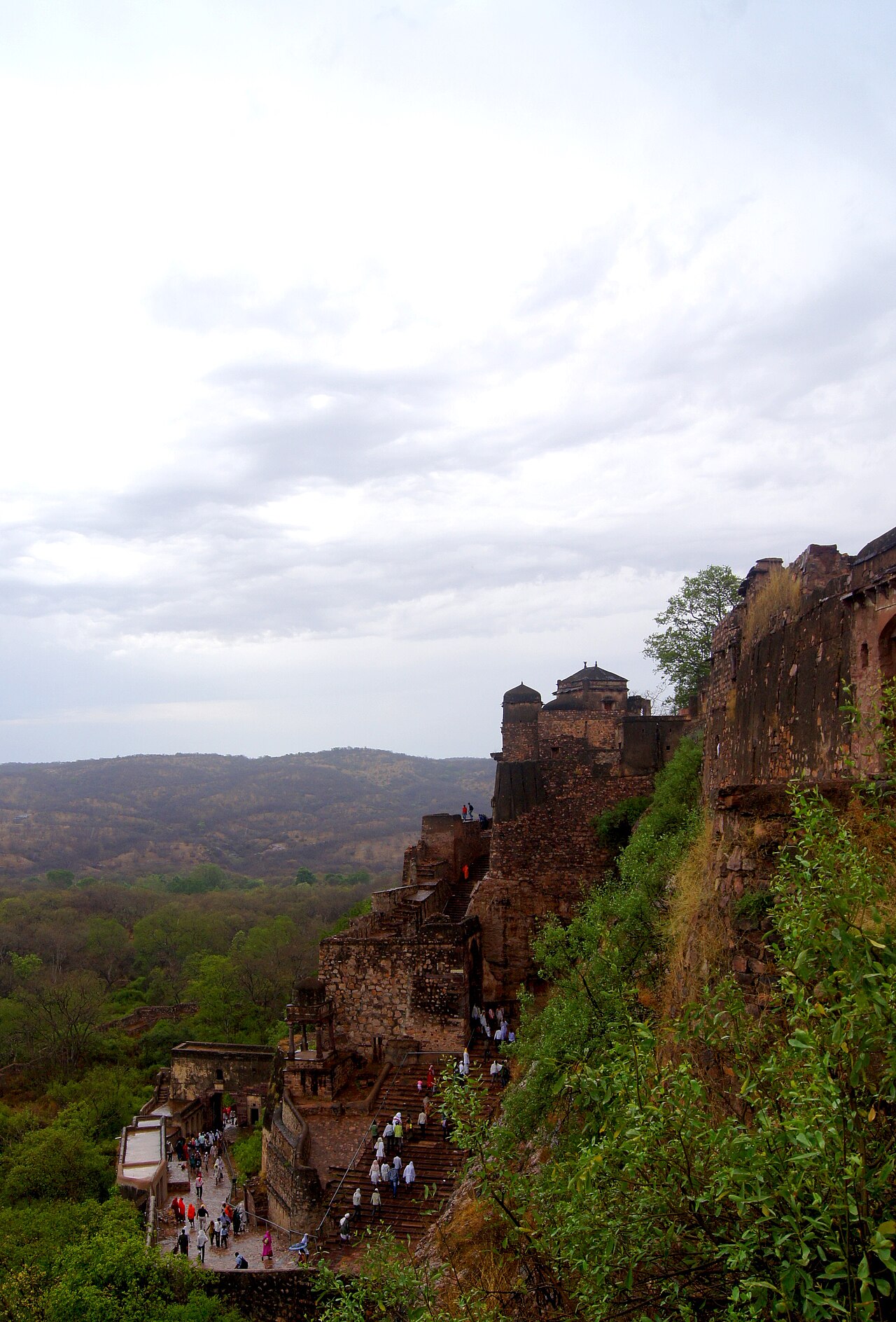 Private Driver For Delhi to Agra Tours